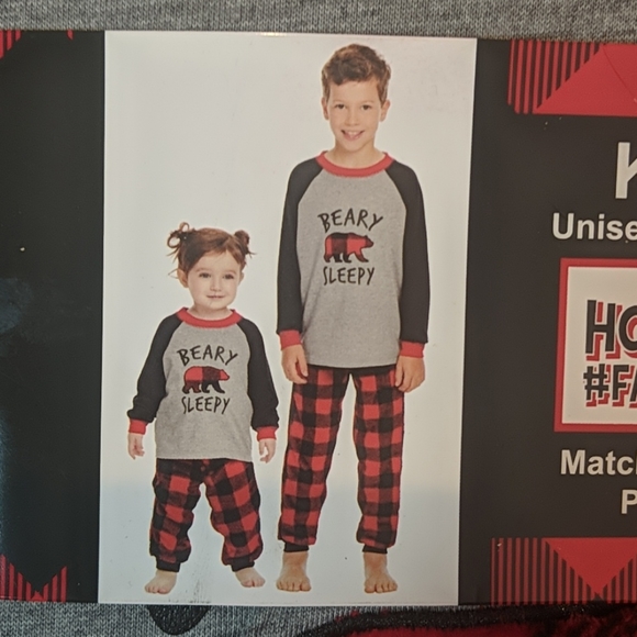 Christmas Pajama Set - Picture 2 of 4